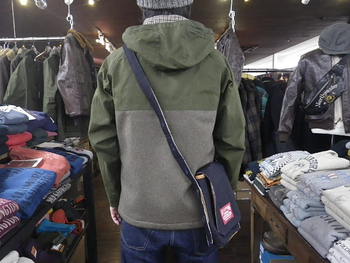 ウエス　革デニムショルダーバッグ　入荷