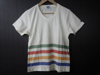 フェローズ　プリントボーダーVネックTシャツ