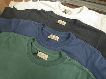 ループアンドウェフト　　ポケットTシャツ入荷