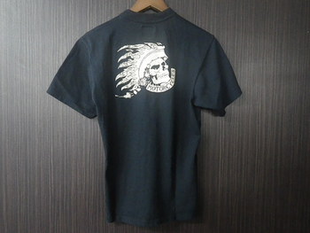 ダリーズ　Tシャツ　PEACE
