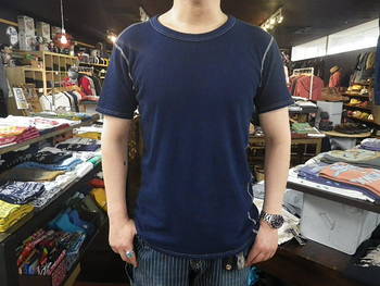ループ＆ウェフト　別注ＴシャツLRC1001BS　着用