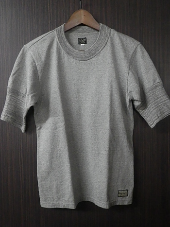 ダリーズ　Sturas　Tシャツ入荷