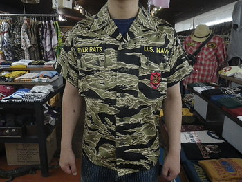 リアルマッコイズ　TIGER SHIRTS ADS S/S RIVER RATS