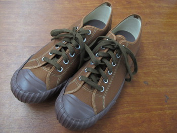 クシュマン　WWⅡLOW CUT SNEAKER 残り1足