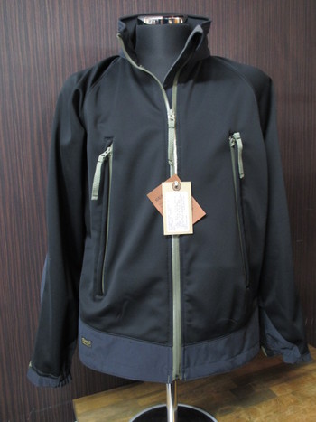 コリンボ　Dune‐Slicker Jac．　入荷