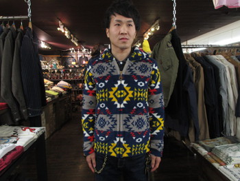ジェラード　Native Print Parka　いかがでしょうか？