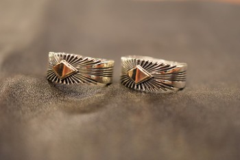PATRICIA BEDONIE 　サンバーストリング＆バングル　入荷です