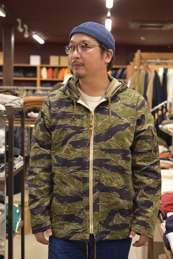 リアルマッコイズ　MJ21010 TIGER CAMOUFLAGE PARKA / TADPOLE
